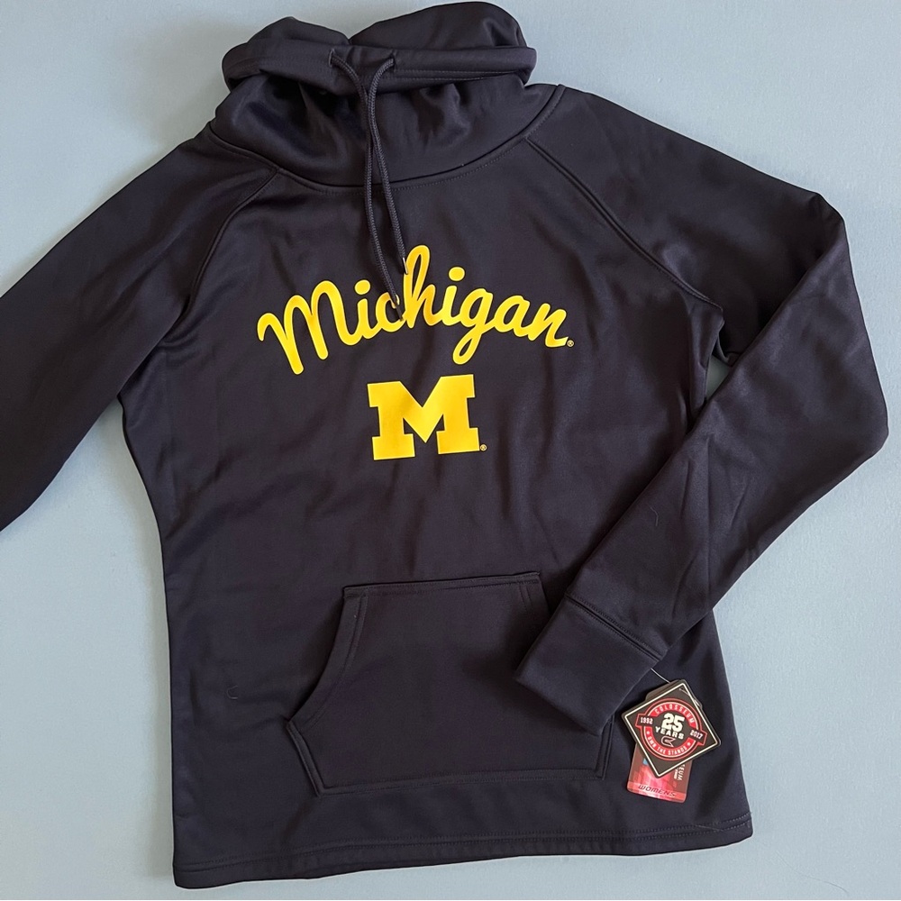 NWT Colosseum Michigan Wolverines Navy‎ Blue Funnel Neck Pullover Sweatshirt
